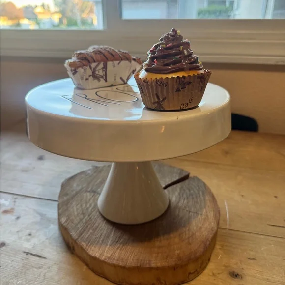 Rae Dunn Cake Stand 7 1/4”x 9 3/4” Artisan Collection by Magenta - Picture 4 of 6